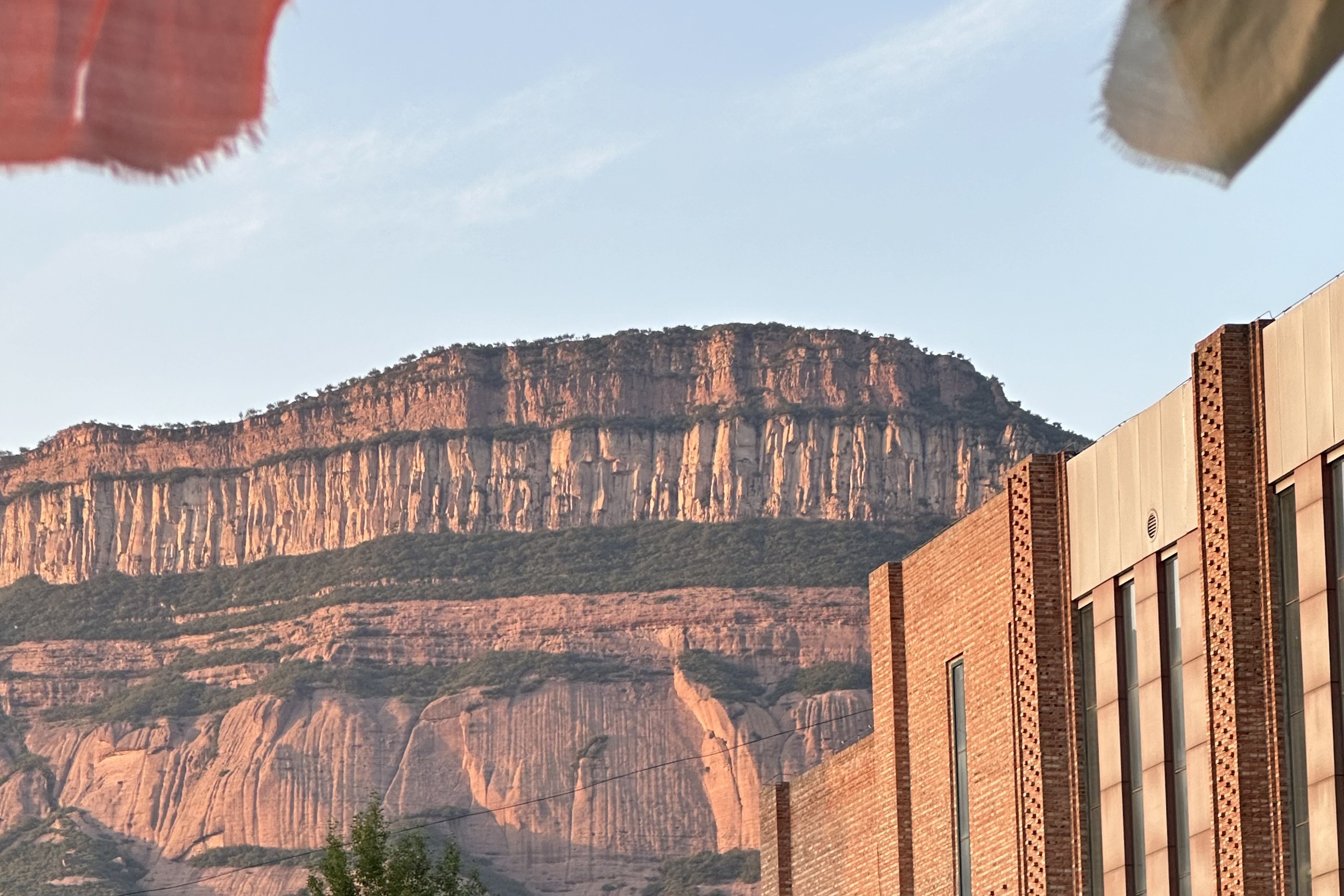 1749008167208693.jpg 1749008167208693.jpg