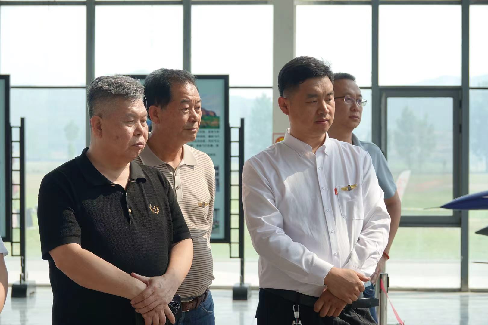 1749009653155393.jpg 1749009653155393.jpg