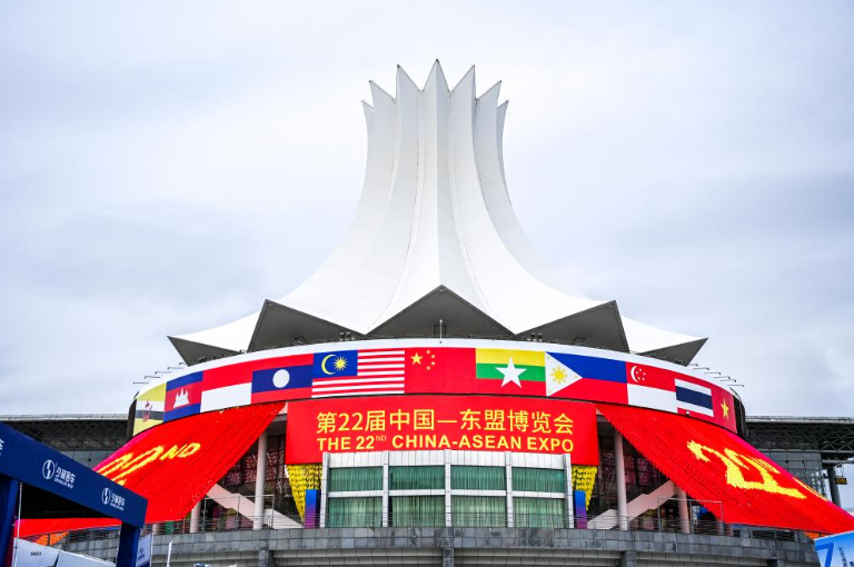 中国东盟携手共拓低空经济新蓝海